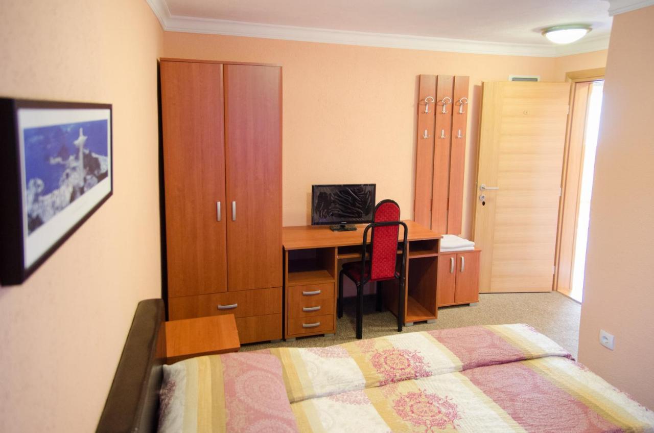 Hotel Drumski Raj Svilajnac Kültér fotó