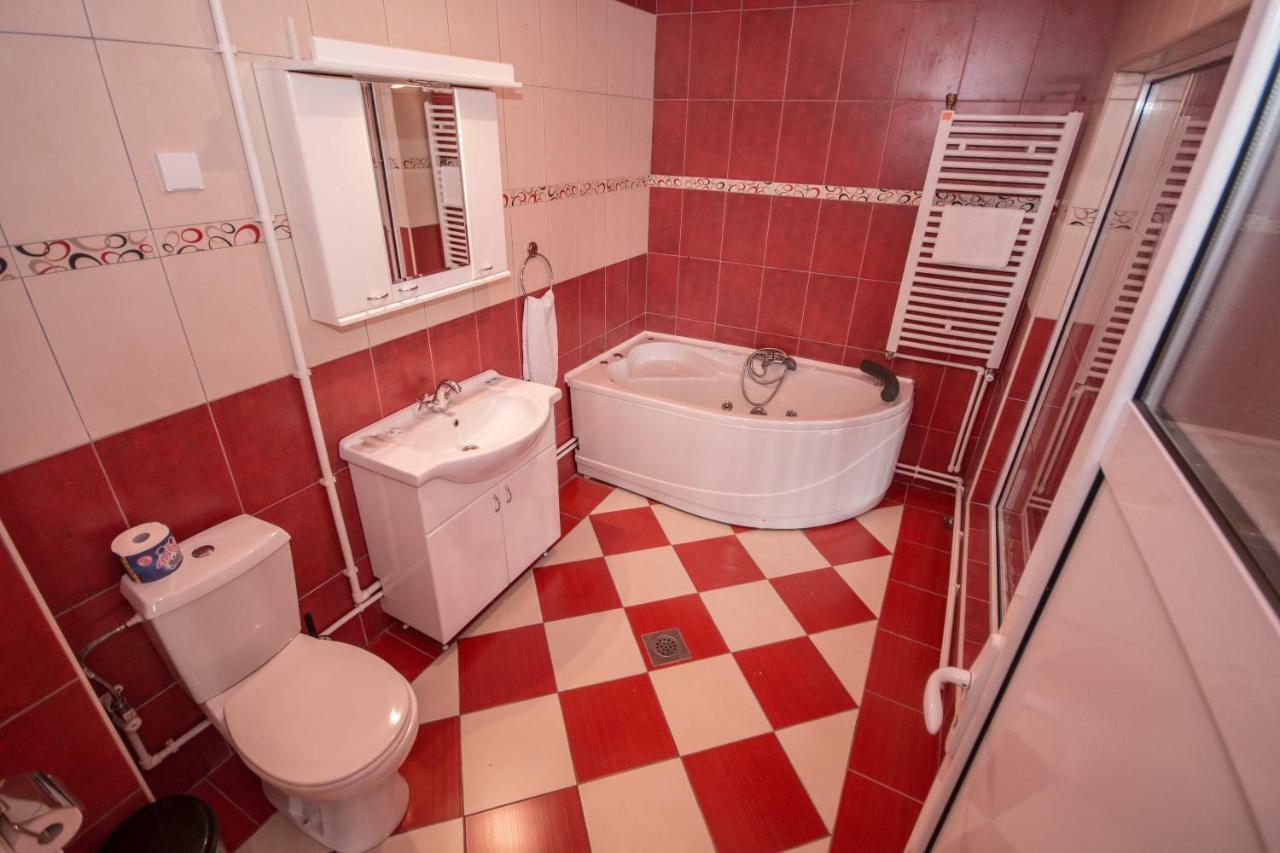 Hotel Drumski Raj Svilajnac Kültér fotó
