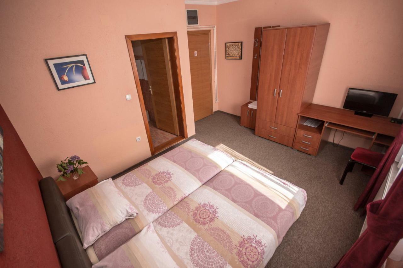 Hotel Drumski Raj Svilajnac Kültér fotó